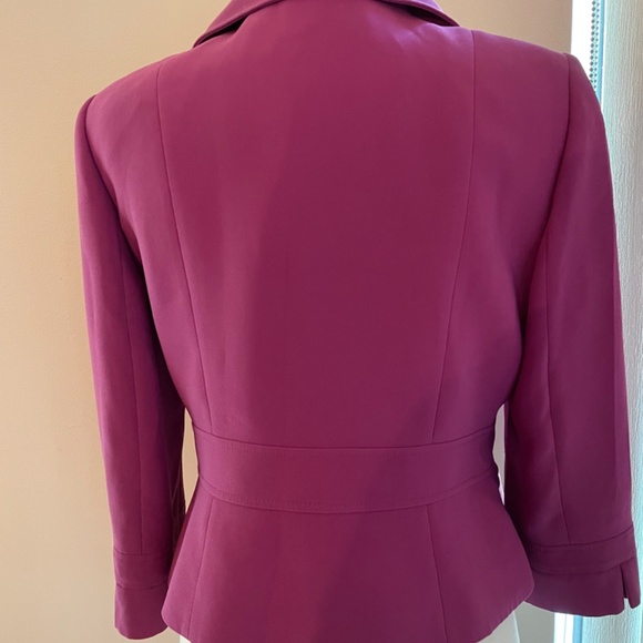 Tahari classic top/jacket size 10p - Picture 2 of 3